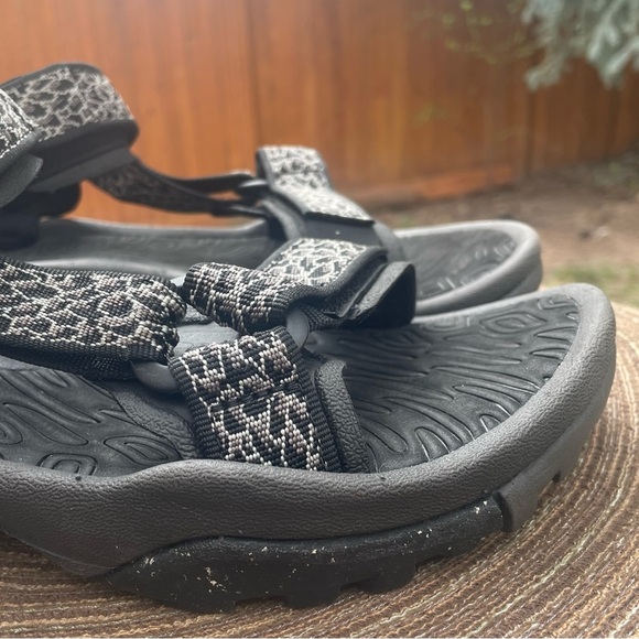 NEW Teva Terra Fi 5 Adjustable Hiking & Water Sports Sandal Mens 9 Women 10.5-11 main image 6